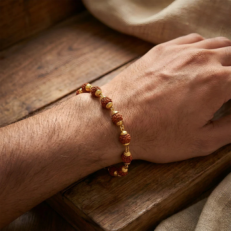 Rudraksha-Bracelet-02_63ce7299-c5b3-4332-8cbf-a571e3e49290.webp